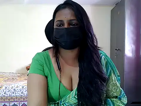 Snapshot of ammu1990 chatting on June 2, 2026, 8:49 am ammu1990 online show from June 2, 2026, 8:49 am