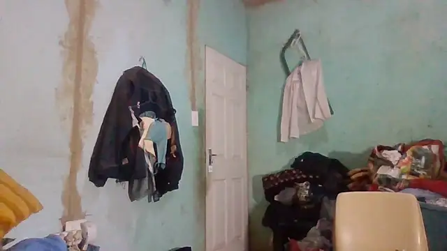 Snapshot of Nicky52 chatting on November 4, 2025, 4:11 am Nicky52 online show from November 4, 2025, 4:11 am