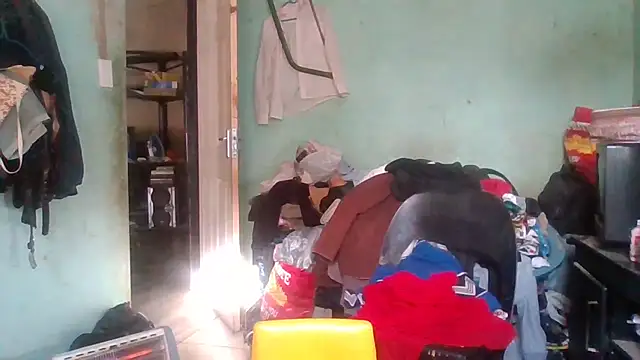 Snapshot of Nicky52 chatting on November 20, 2025, 4:56 am Nicky52 online show from November 20, 2025, 4:56 am