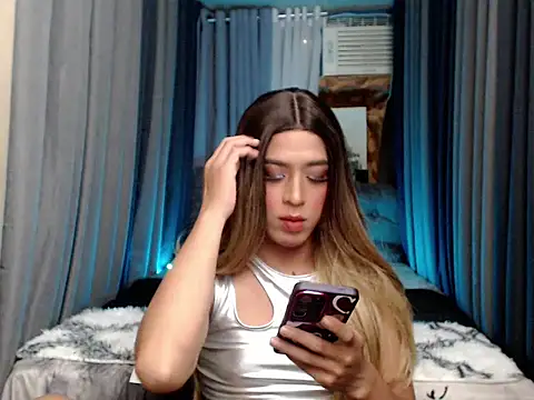 Snapshot of Yourscarlette_Slut chatting on November 7, 2025, 1:16 am Yourscarlette Slut online show from November 7, 2025, 1:16 am