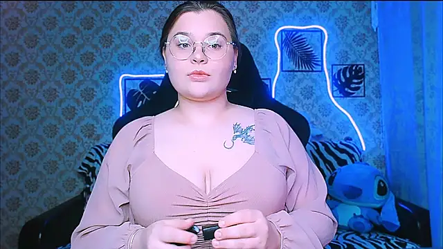 Snapshot of InLoveWithLife26 chatting on November 13, 2025, 8:08 pm InLoveWithLife26 online show from November 13, 2025, 8:08 pm