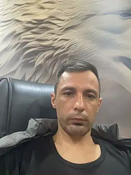 Crayz3377 online show from April 2, 2026, 4:43 am