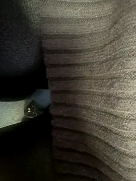 HiddenHoneyLDN online show from September 23, 2025, 10:40 am