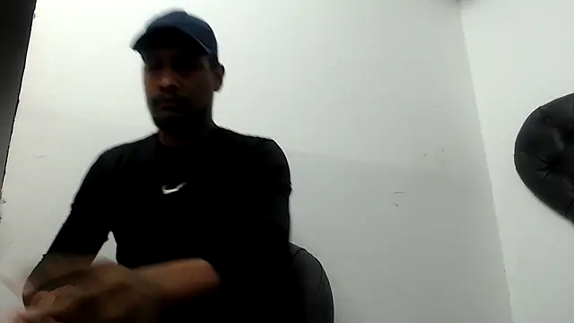 Snapshot of ElCaballeroNegro24 chatting on June 3, 2026, 3:09 am ElCaballeroNegro24 online show from June 3, 2026, 3:09 am