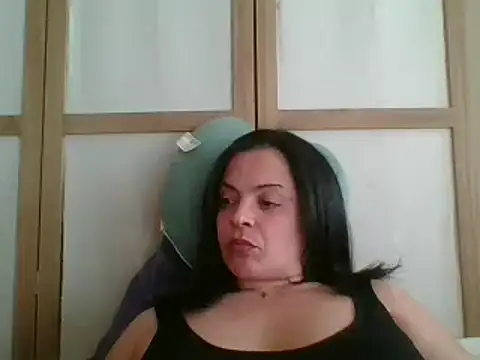 ITALIANASISIXX online show from February 22, 2026, 2:48 pm