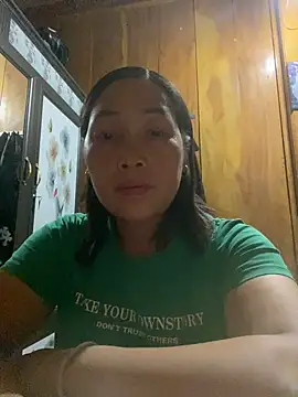 Snapshot of Lai005 chatting on September 17, 2025, 2:52 pm Lai005 online show from September 17, 2025, 2:52 pm