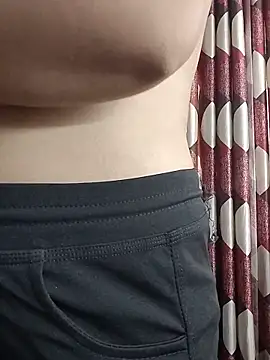 Snapshot of Ruhi_07 chatting on June 10, 2026, 4:12 am Ruhi 07 online show from June 10, 2026, 4:12 am