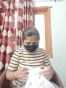 Snapshot of Ruhi_07 chatting on July 9, 2026, 3:43 am Ruhi 07 online show from July 9, 2026, 3:43 am