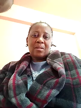 HUGEASSXXXXX online show from September 30, 2025, 5:56 am