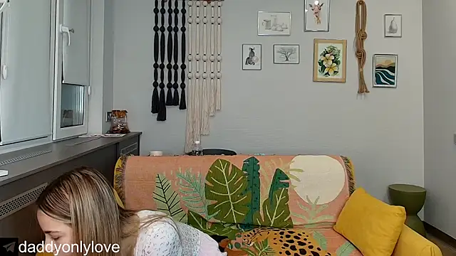 daddyonlyloveme online show from October 9, 2025, 8:18 pm