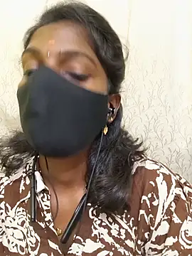 Snapshot of Honey_rosetamil chatting on May 16, 2026, 2:05 pm Honey rosetamil online show from May 16, 2026, 2:05 pm