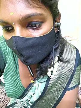 Snapshot of Honey_rosetamil chatting on May 25, 2026, 6:47 pm Honey rosetamil online show from May 25, 2026, 6:47 pm