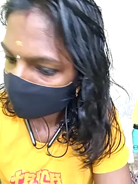 Snapshot of Honey_rosetamil chatting on May 28, 2026, 5:38 am Honey rosetamil online show from May 28, 2026, 5:38 am