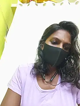 Snapshot of Honey_rosetamil chatting on June 18, 2026, 8:03 am Honey rosetamil online show from June 18, 2026, 8:03 am