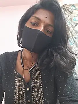 Snapshot of Honey_rosetamil chatting on June 28, 2026, 4:51 am Honey rosetamil online show from June 28, 2026, 4:51 am