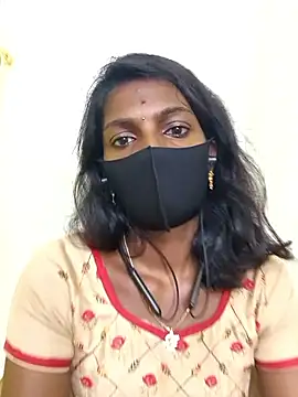 Snapshot of Honey_rosetamil chatting on July 2, 2026, 3:23 am Honey rosetamil online show from July 2, 2026, 3:23 am