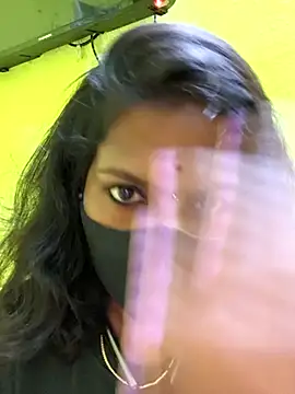 Snapshot of Honey_rosetamil chatting on July 9, 2026, 4:44 pm Honey rosetamil online show from July 9, 2026, 4:44 pm