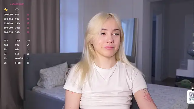 LilianBenskin online show from November 15, 2025, 5:38 am