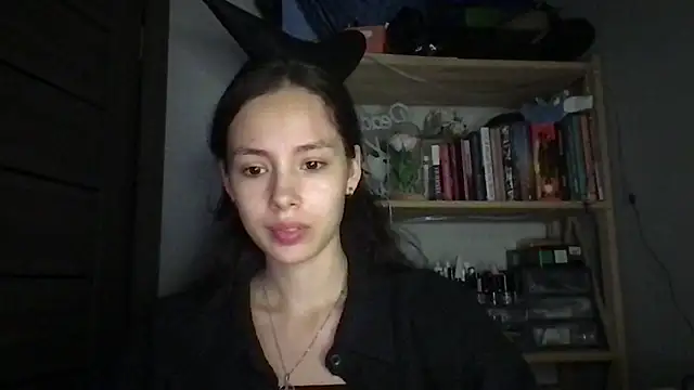 Yuna5343 online show from September 14, 2025, 10:09 pm