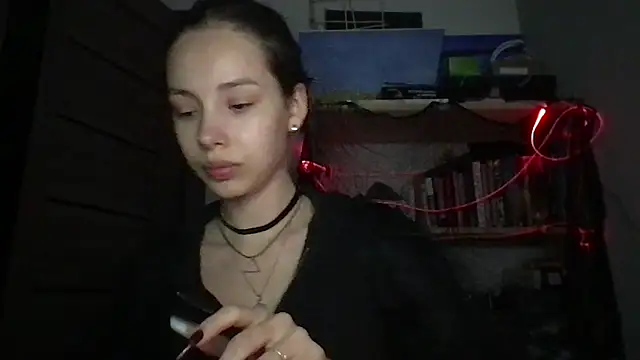 Yuna5343 online show from October 31, 2025, 7:15 pm