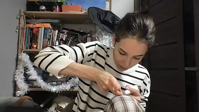 Yuna5343 online show from January 7, 2026, 8:22 pm