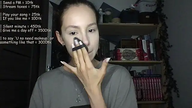 Yuna5343 online show from June 26, 2026, 7:40 pm