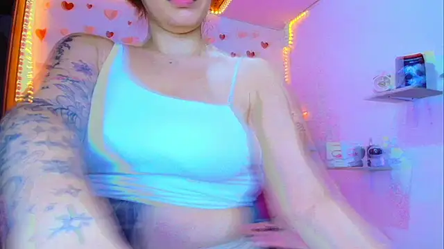 Snapshot of Anny_Hurtado chatting on October 1, 2025, 6:52 am Anny Hurtado online show from October 1, 2025, 6:52 am