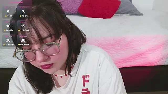 Snapshot of Gaby99_ chatting on September 22, 2025, 1:18 am Gaby99 online show from September 22, 2025, 1:18 am