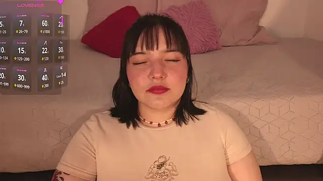 Snapshot of Gaby99_ chatting on October 21, 2025, 3:35 pm Gaby99 online show from October 21, 2025, 3:35 pm