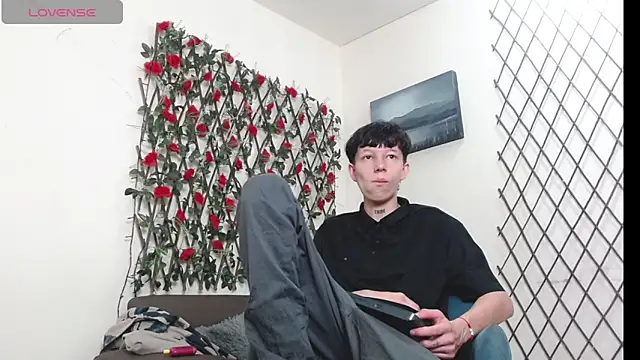 LiamBrown09 online show from May 11, 2026, 7:22 pm