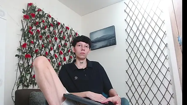 LiamBrown09 online show from May 21, 2026, 7:10 pm