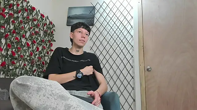LiamBrown09 online show from June 23, 2026, 7:34 pm