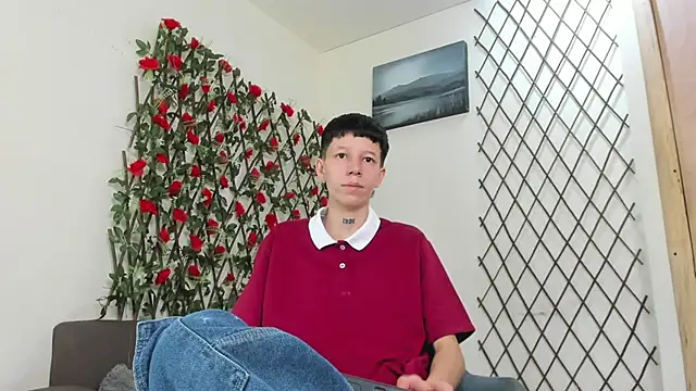 LiamBrown09 online show from July 18, 2026, 7:39 pm