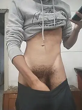 Snapshot of ColouredPapi chatting on July 6, 2026, 10:01 am ColouredPapi online show from July 6, 2026, 10:01 am