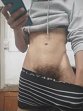 Snapshot of ColouredPapi chatting on August 3, 2026, 12:54 pm ColouredPapi online show from August 3, 2026, 12:54 pm