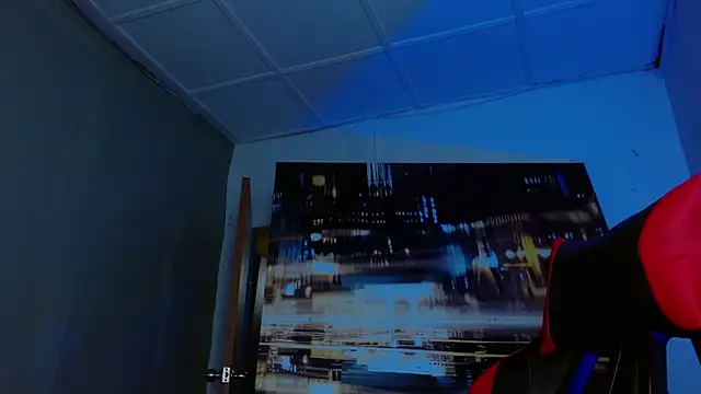 alexgiraldo   online show from May 16, 2026, 11:57 pm