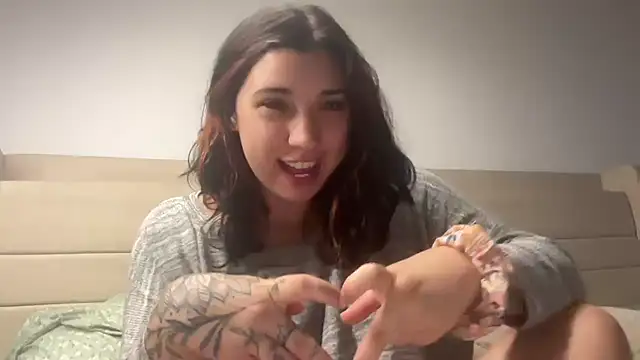 nina lovez online show from February 24, 2026, 3:59 am