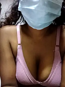 Snapshot of MickMicky chatting on September 21, 2025, 4:08 pm MickMicky online show from September 21, 2025, 4:08 pm