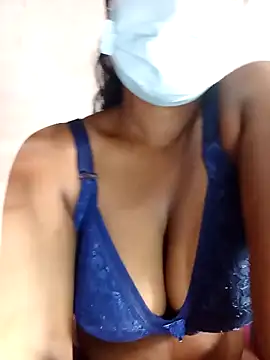 Snapshot of MickMicky chatting on March 21, 2026, 2:49 am MickMicky online show from March 21, 2026, 2:49 am