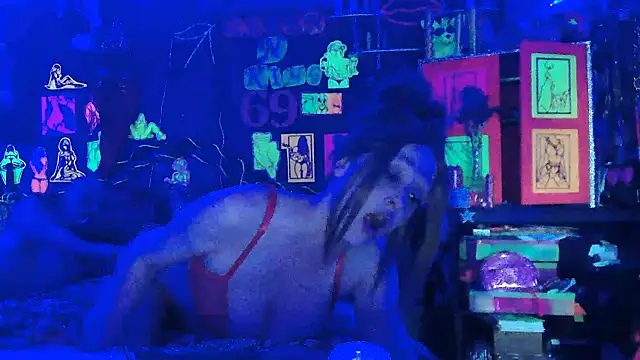 Snapshot of Splash_Queen420 chatting on May 2, 2026, 5:51 pm Splash Queen420 online show from May 2, 2026, 5:51 pm
