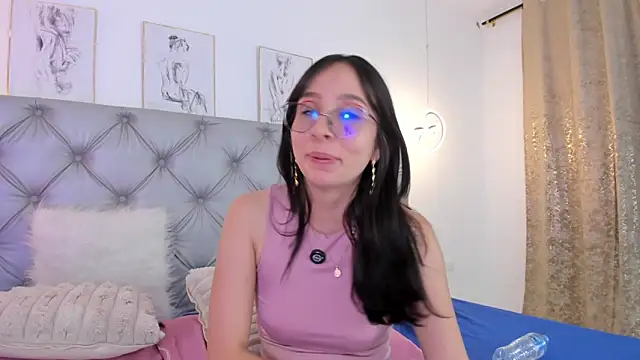 Naughty Couple83 online show from May 12, 2026, 6:49 pm