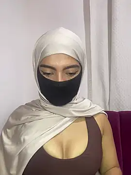 Snapshot of jade_nassar chatting on July 4, 2026, 1:56 am jade nassar online show from July 4, 2026, 1:56 am