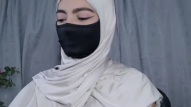 Snapshot of jade_nassar chatting on July 29, 2026, 8:40 pm jade nassar online show from July 29, 2026, 8:40 pm