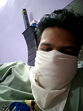 sumi998 online show from March 27, 2026, 6:51 pm