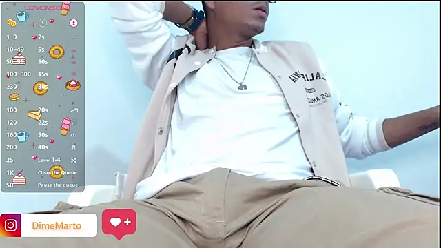 Snapshot of mike_black_22 chatting on September 15, 2025, 6:19 pm mike black 22 online show from September 15, 2025, 6:19 pm