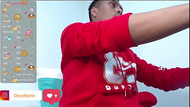 Snapshot of mike_black_22 chatting on September 29, 2025, 4:12 pm mike black 22 online show from September 29, 2025, 4:12 pm