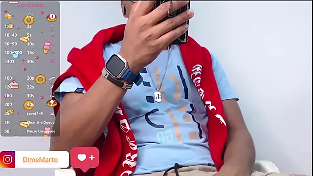 Snapshot of mike_black_22 chatting on October 20, 2025, 6:52 pm mike black 22 online show from October 20, 2025, 6:52 pm