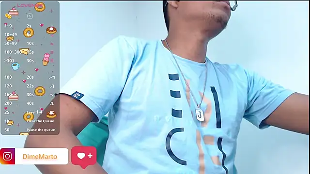 Snapshot of mike_black_22 chatting on November 5, 2025, 3:45 pm mike black 22 online show from November 5, 2025, 3:45 pm