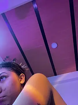 emilysofiia online show from September 19, 2025, 11:05 pm