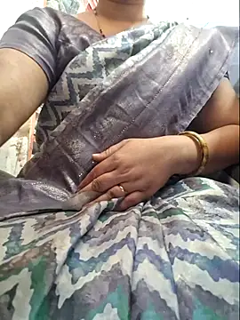 indianhotwife639 online show from April 24, 2026, 5:10 am